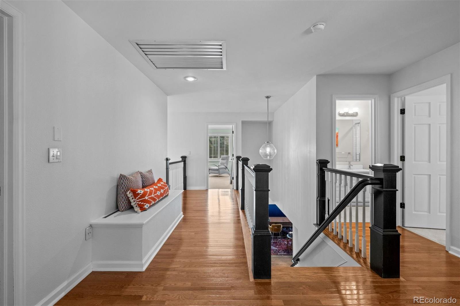 MLS Image #25 for 5289 s geneva way,englewood, Colorado
