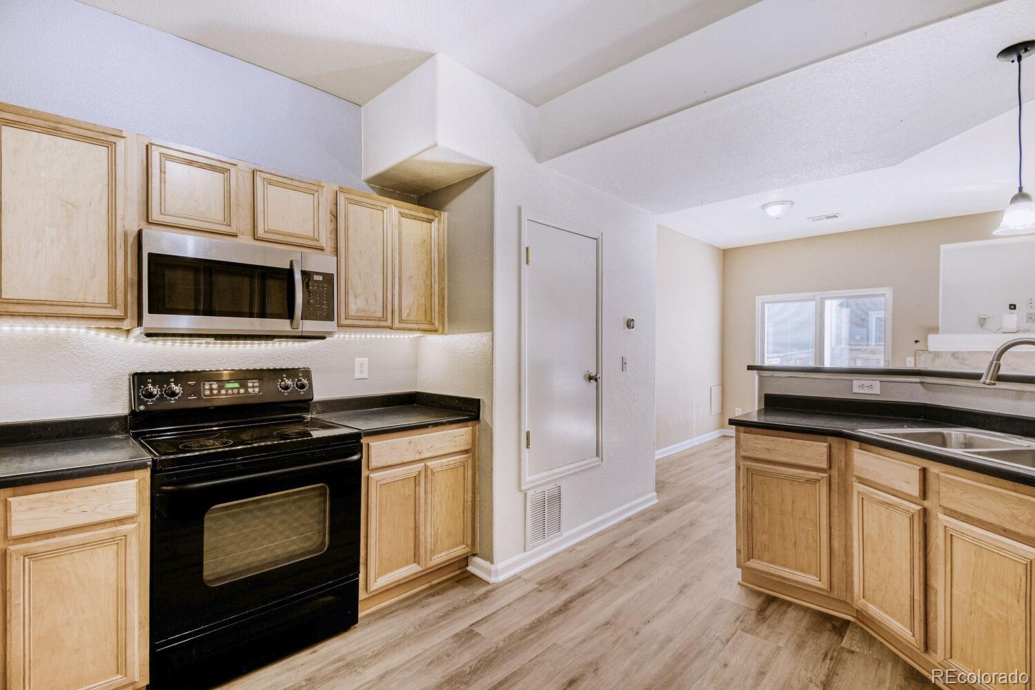 MLS Image #12 for 14700 e 104th avenue,commerce city, Colorado