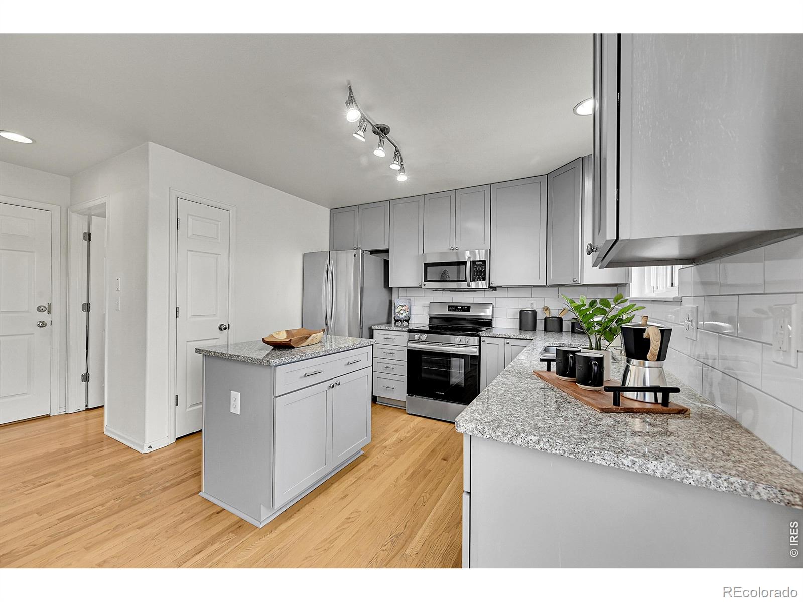 MLS Image #17 for 2927 w yarrow circle,superior, Colorado
