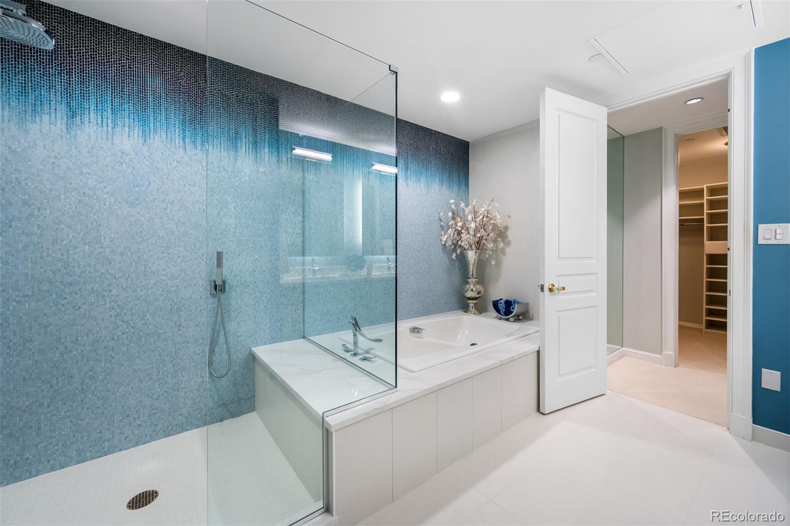 MLS Image #22 for 2400 e cherry creek south drive 407,denver, Colorado
