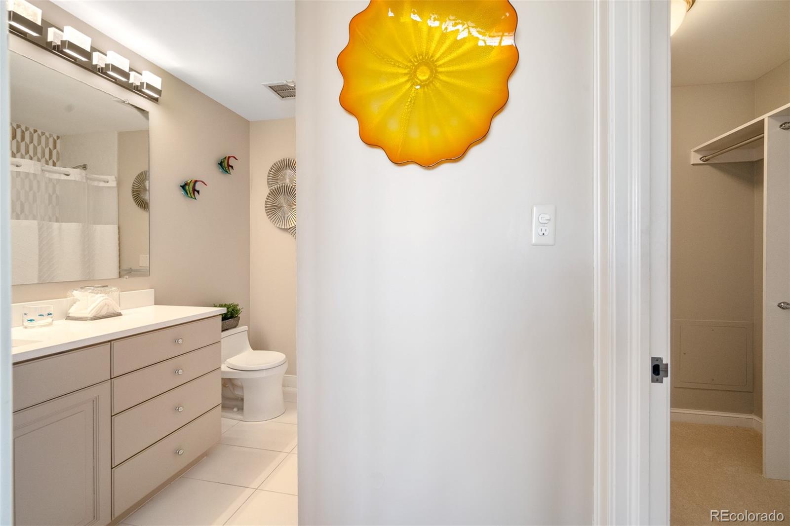 MLS Image #26 for 2400 e cherry creek south drive 407,denver, Colorado