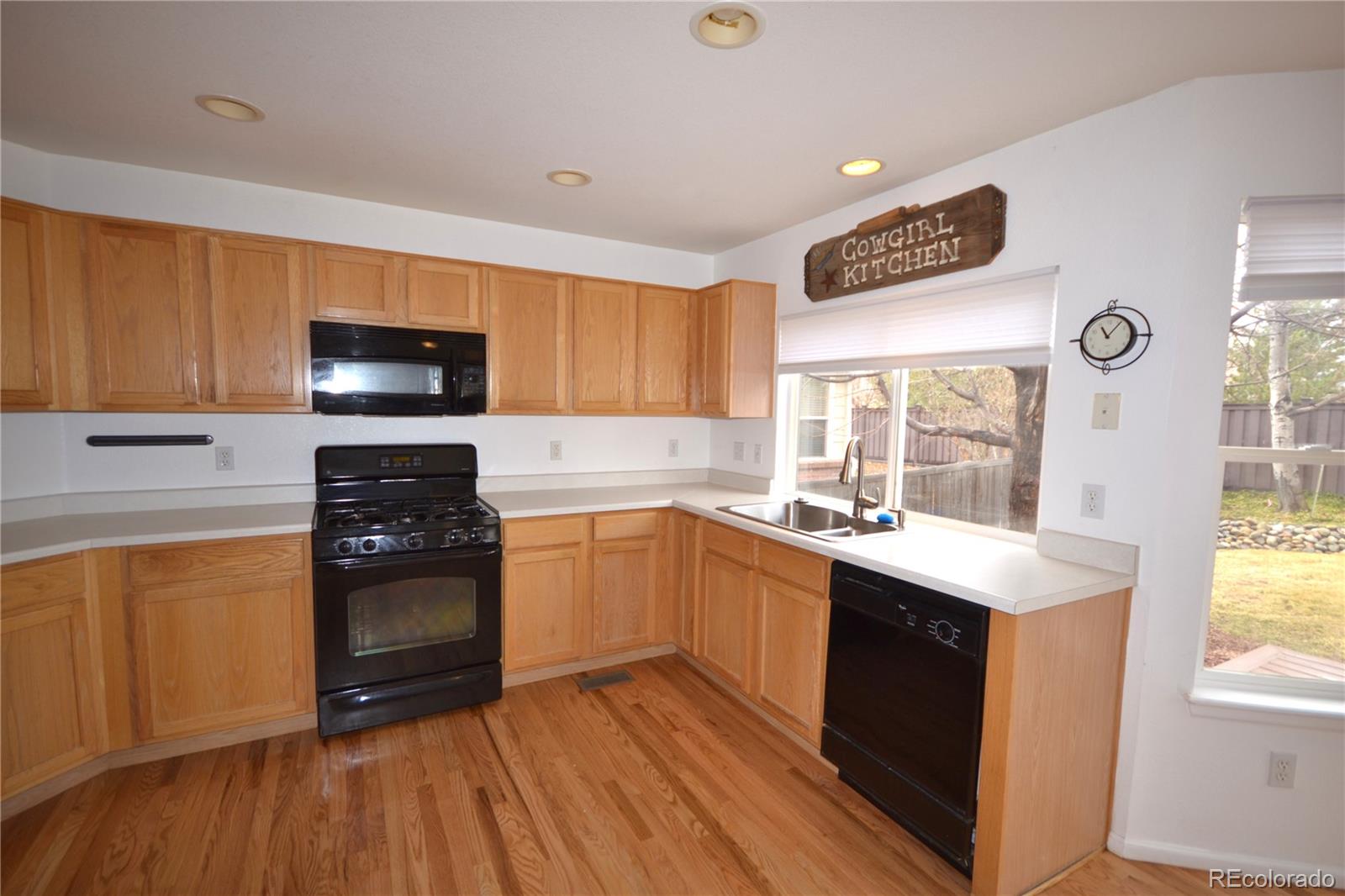 MLS Image #5 for 14365  erin court,broomfield, Colorado