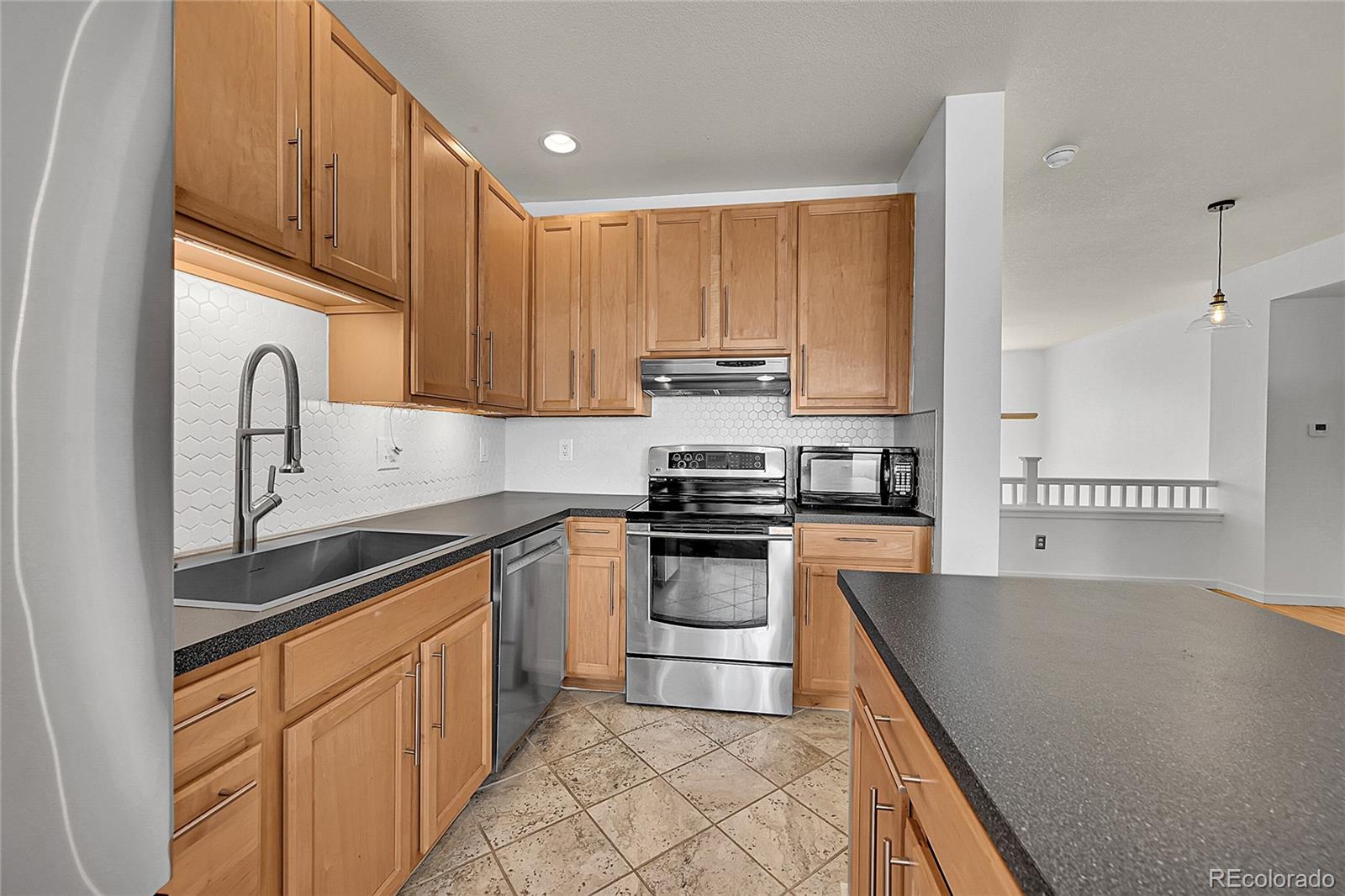 MLS Image #10 for 3616  oakwood drive,longmont, Colorado