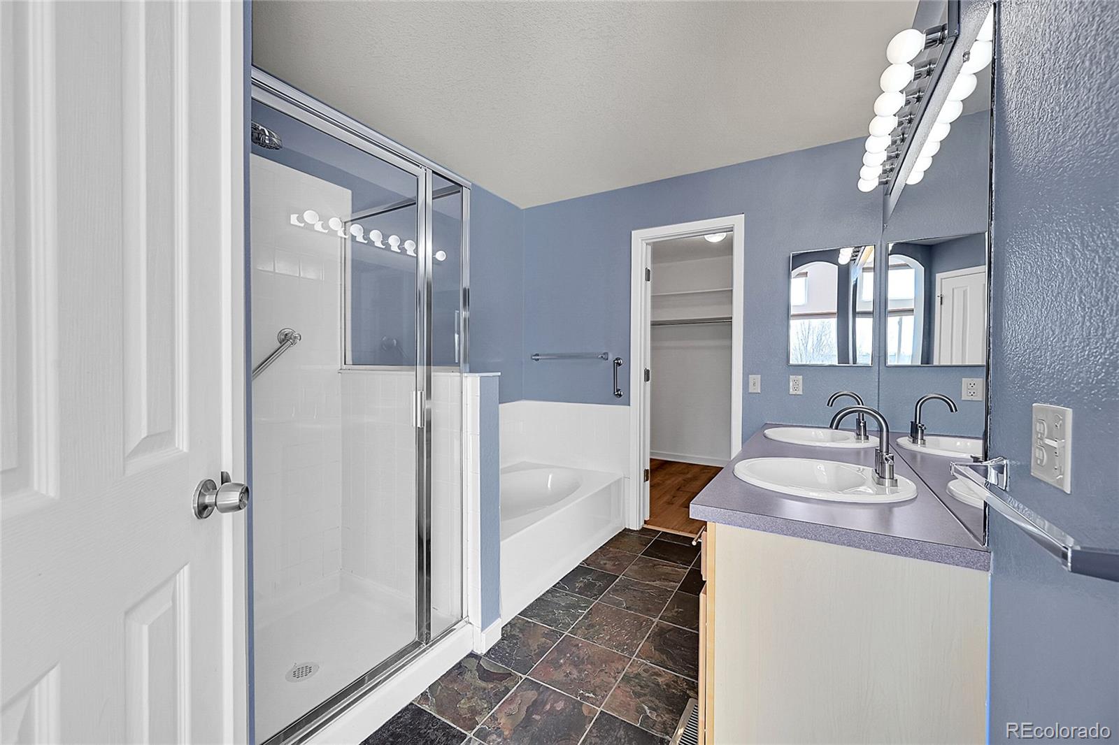 MLS Image #14 for 3616  oakwood drive,longmont, Colorado