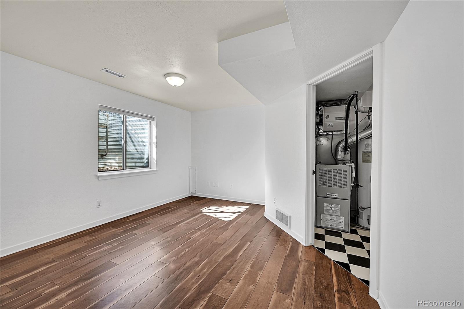 MLS Image #22 for 3616  oakwood drive,longmont, Colorado