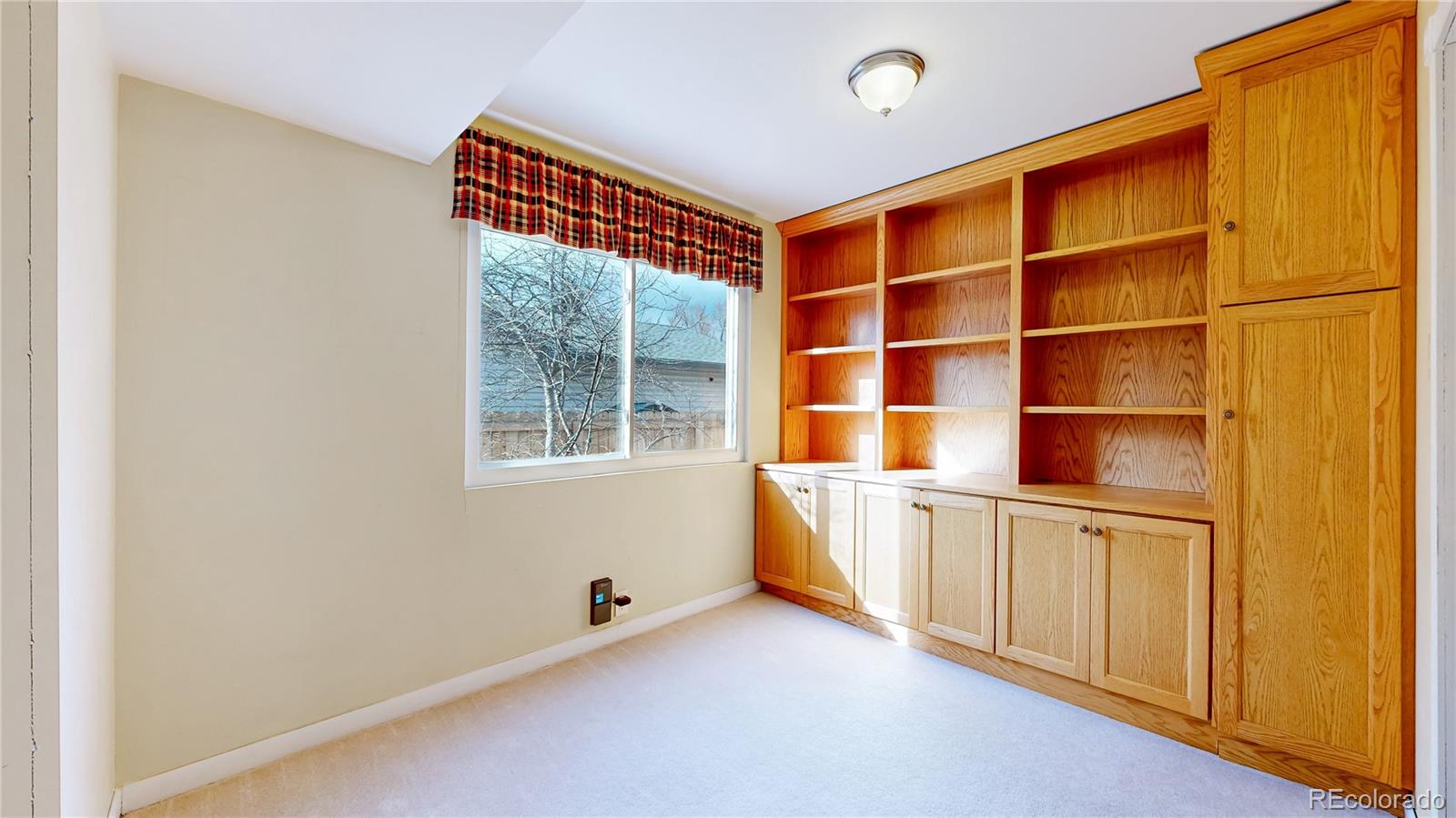 MLS Image #11 for 7841 s franklin way,centennial, Colorado