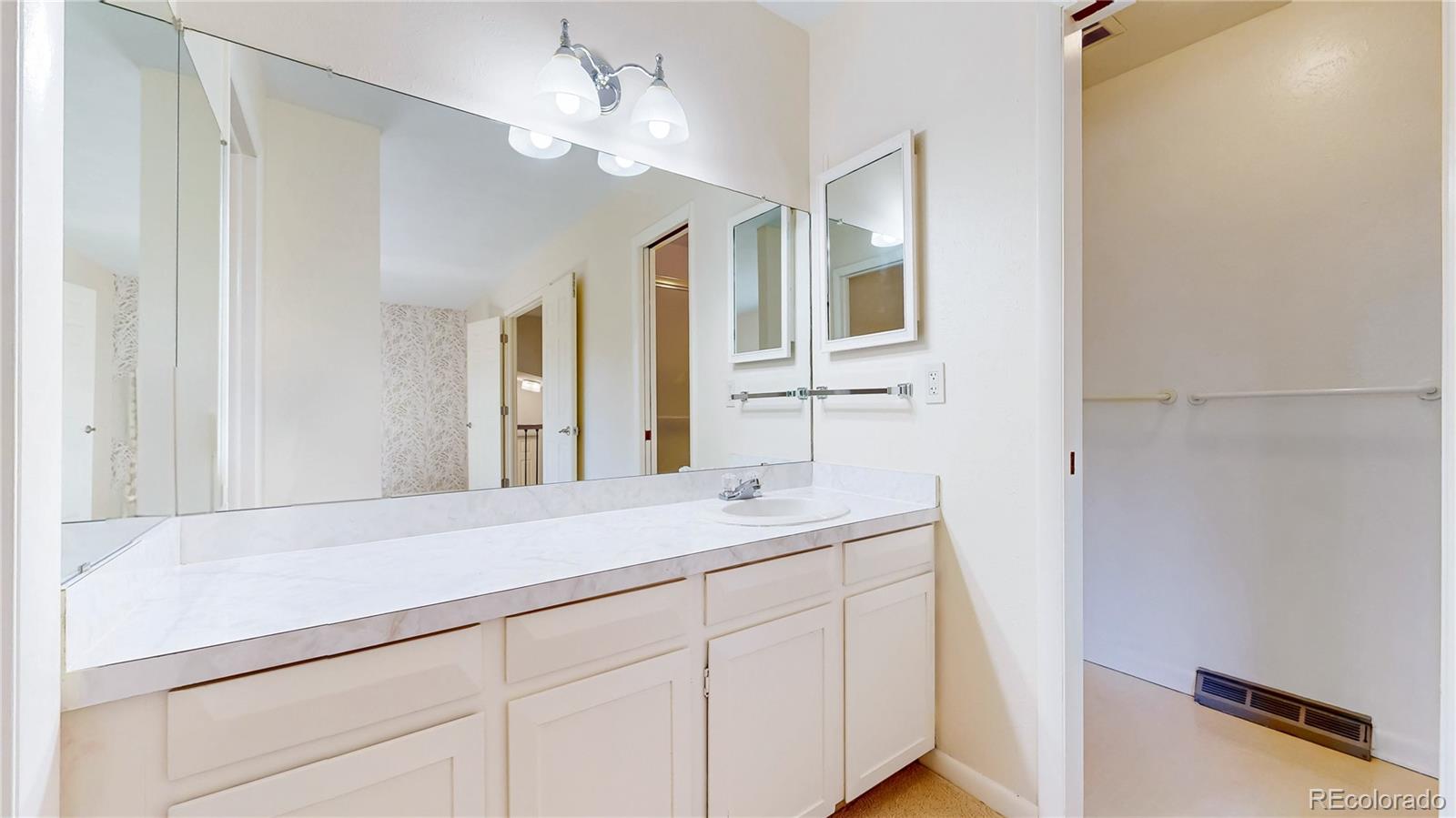MLS Image #18 for 7841 s franklin way,centennial, Colorado