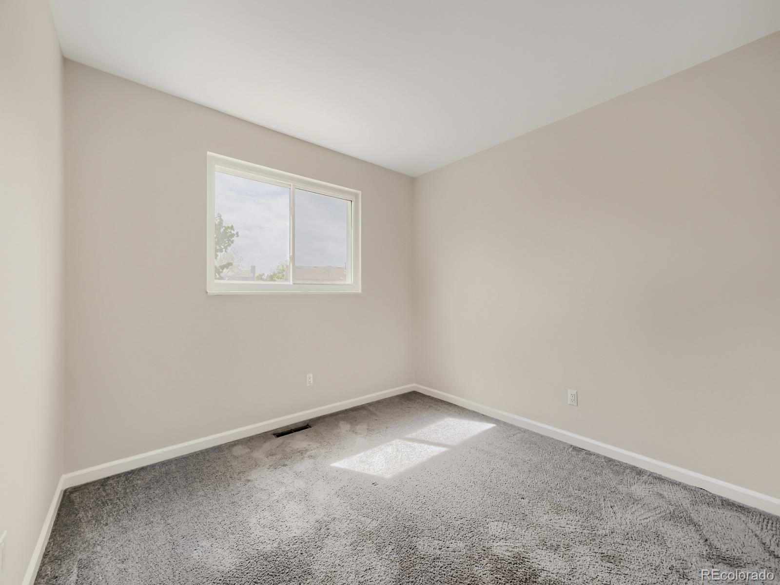 MLS Image #15 for 18032 e loyola place,aurora, Colorado
