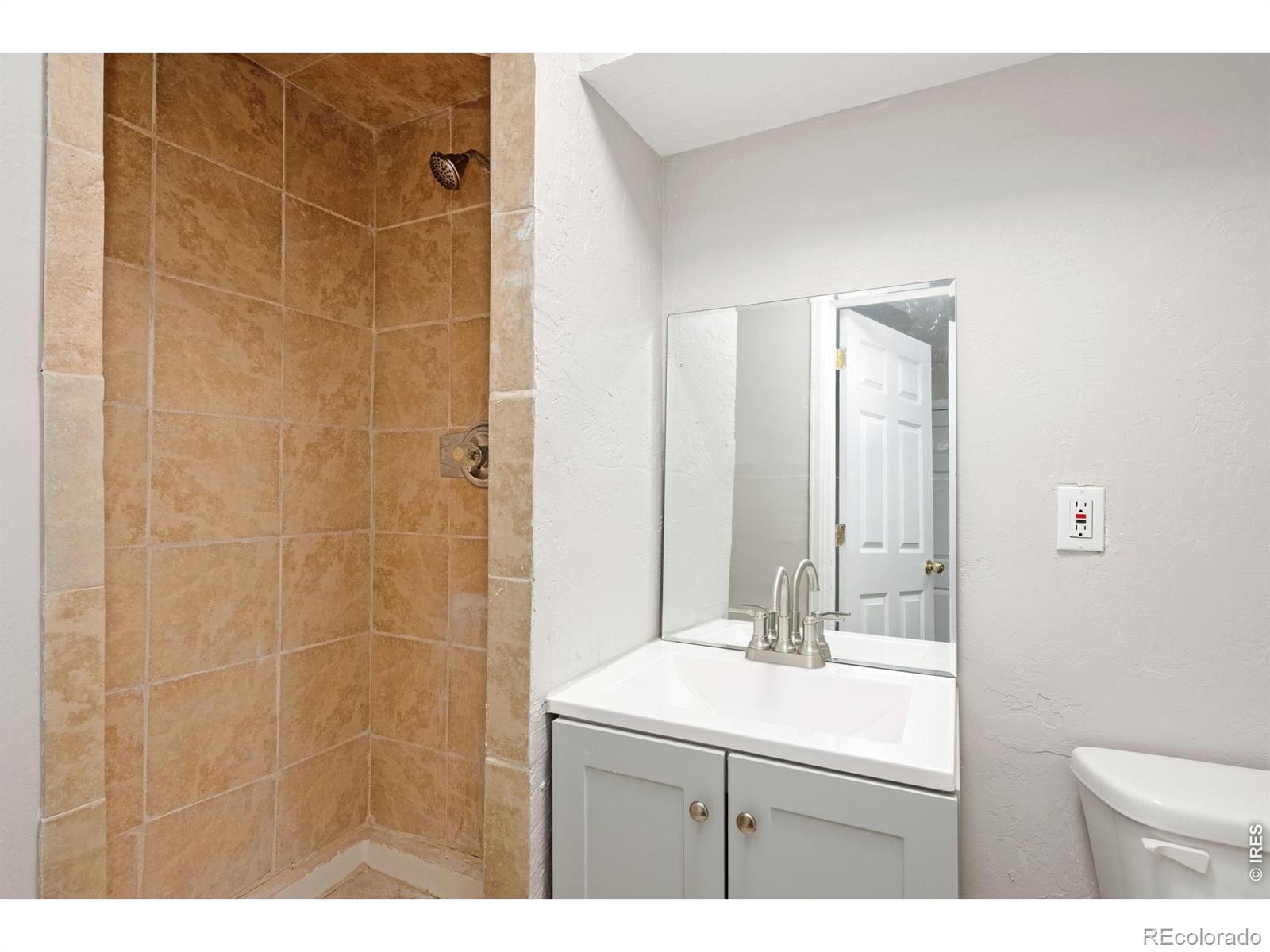 MLS Image #23 for 3008  41st avenue,greeley, Colorado
