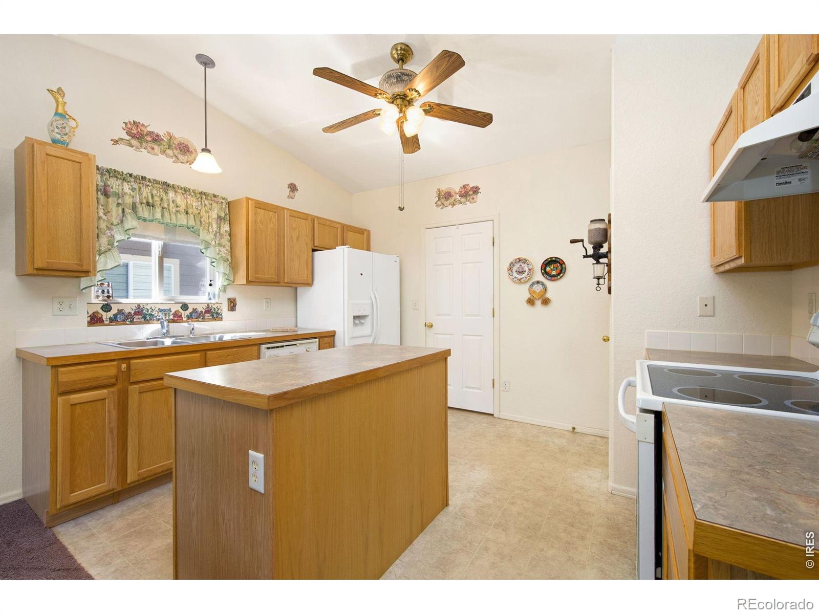 MLS Image #9 for 3008  41st avenue,greeley, Colorado