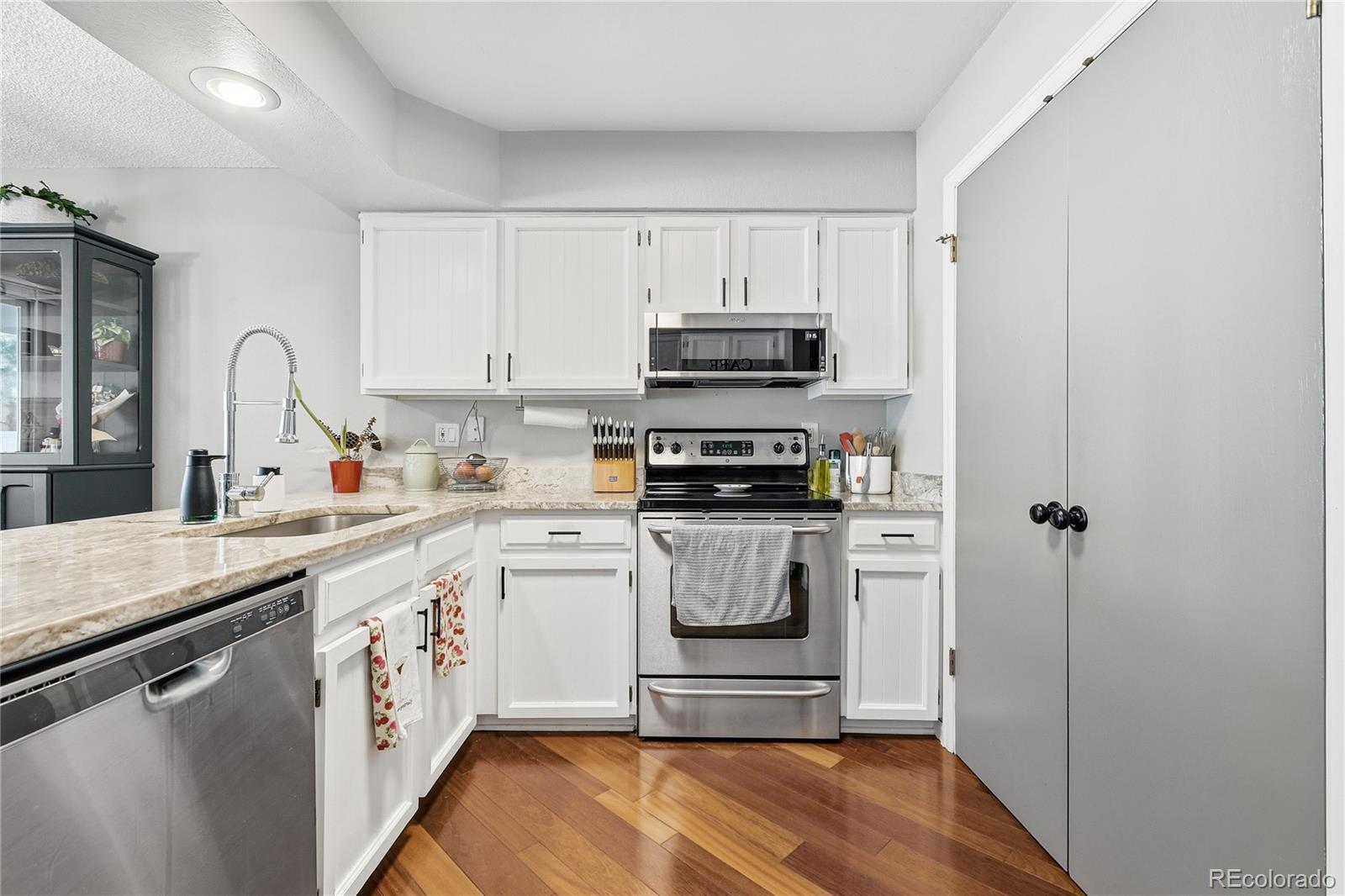 MLS Image #16 for 8077 s vermejo peak  ,littleton, Colorado