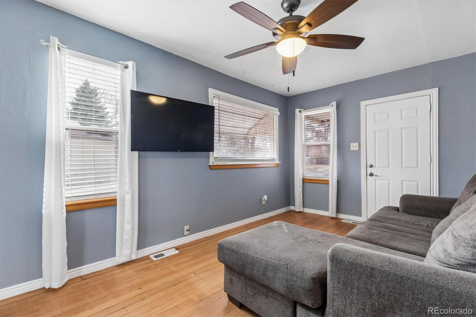 MLS Image #5 for 3924 s washington street,englewood, Colorado