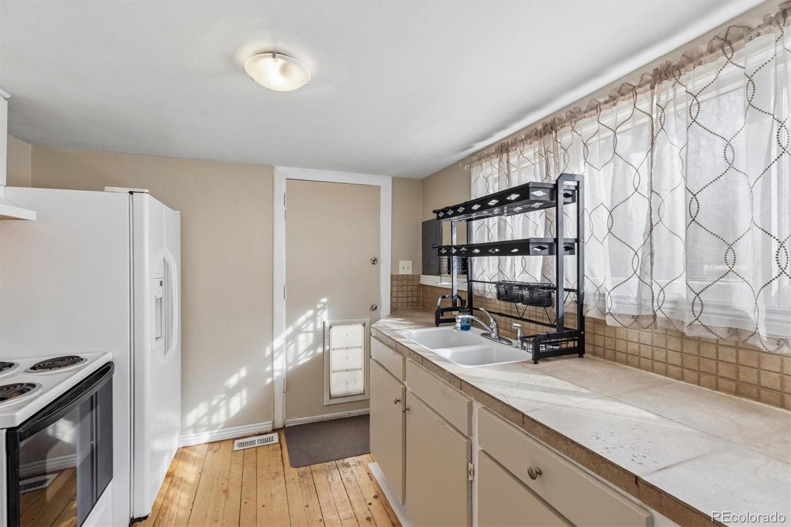 MLS Image #7 for 3924 s washington street,englewood, Colorado