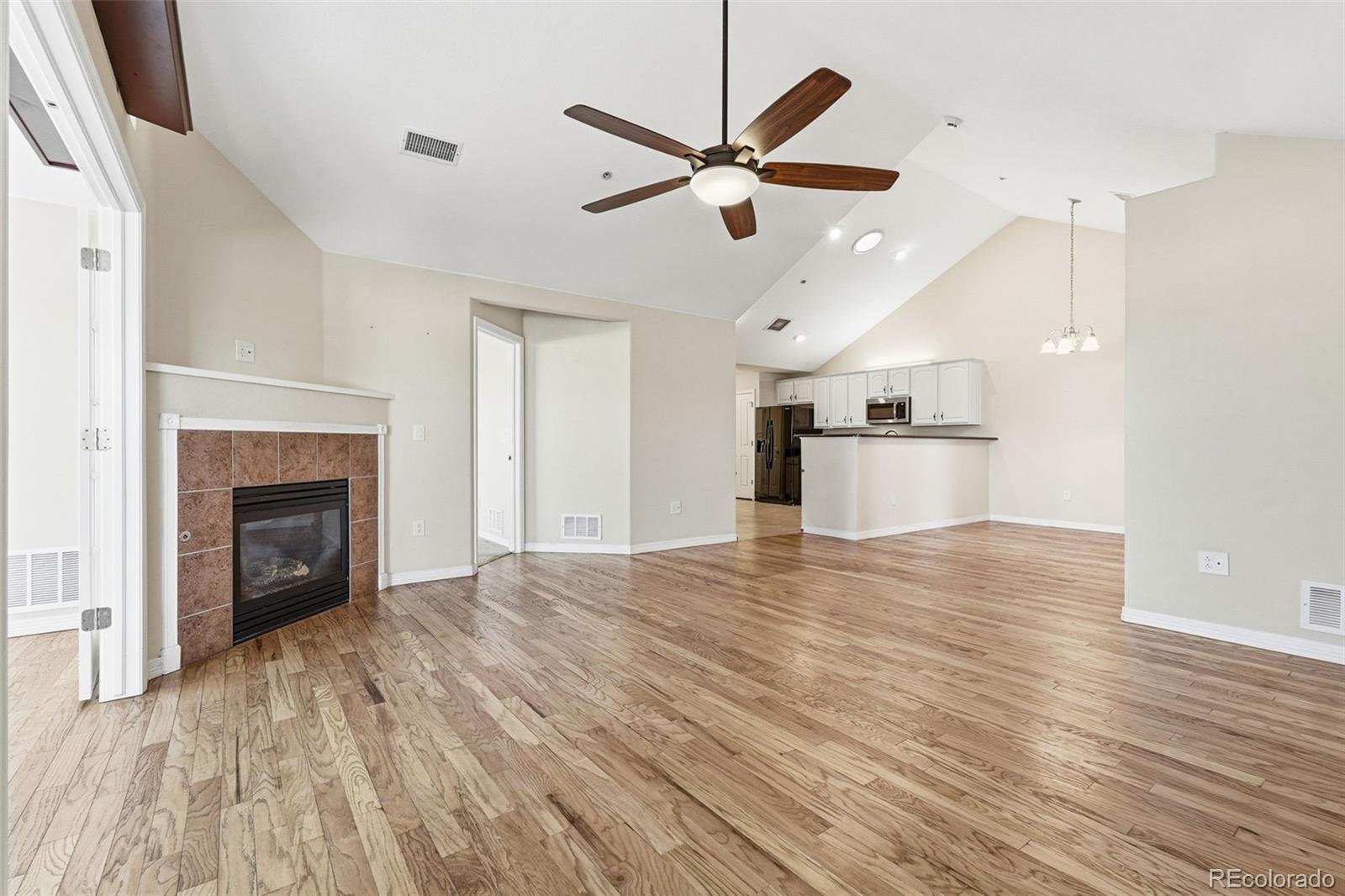MLS Image #5 for 1945 s espana court c,aurora, Colorado