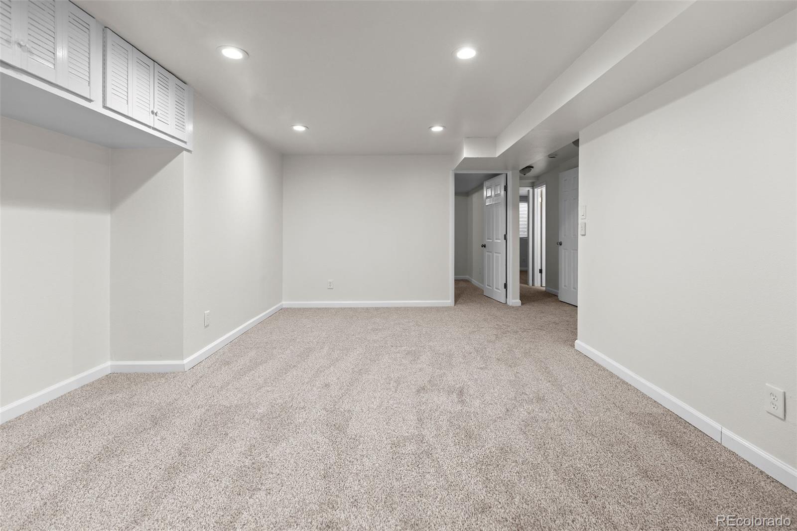 MLS Image #17 for 12403 e nevada avenue,aurora, Colorado