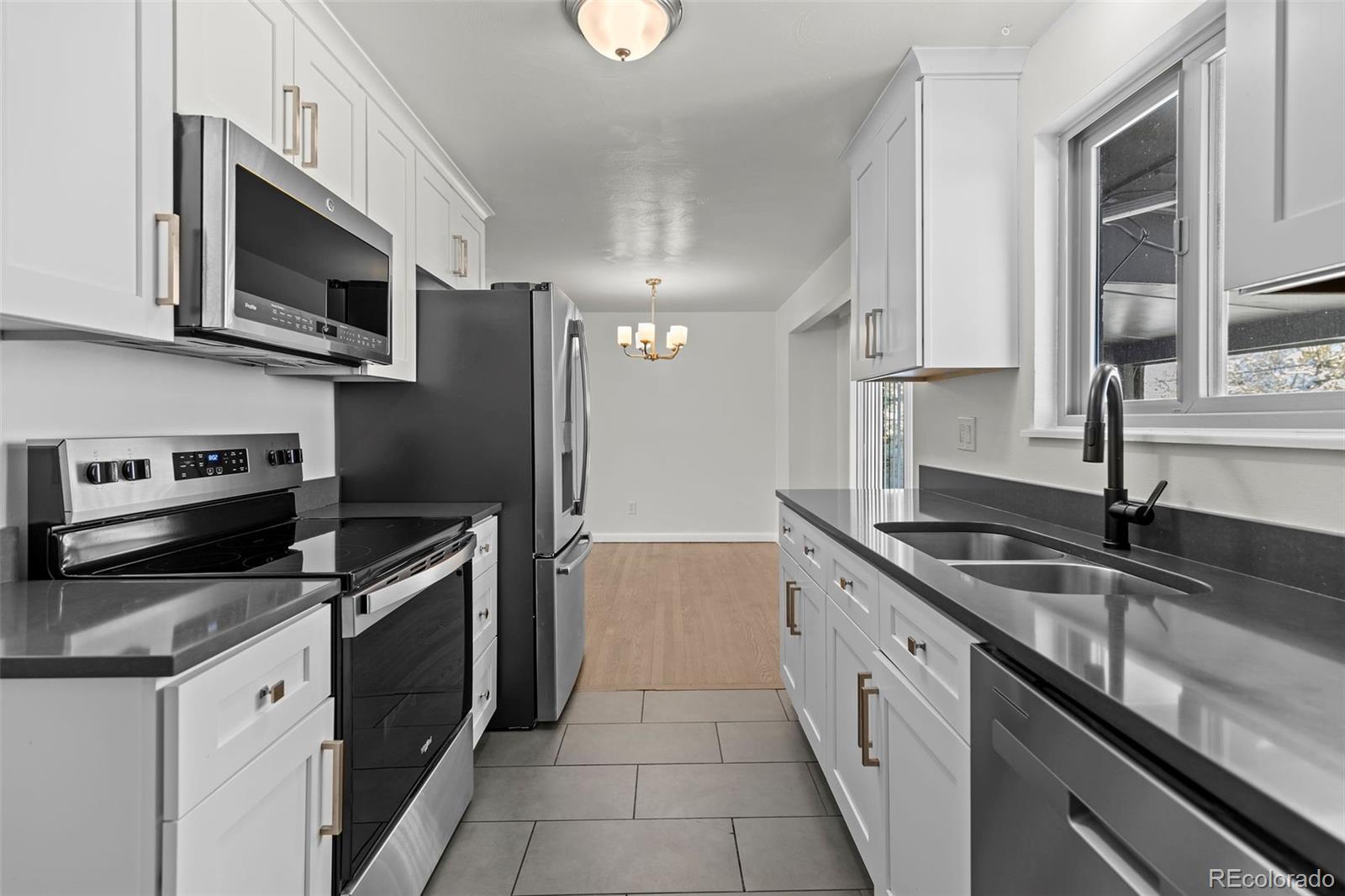 MLS Image #5 for 12403 e nevada avenue,aurora, Colorado