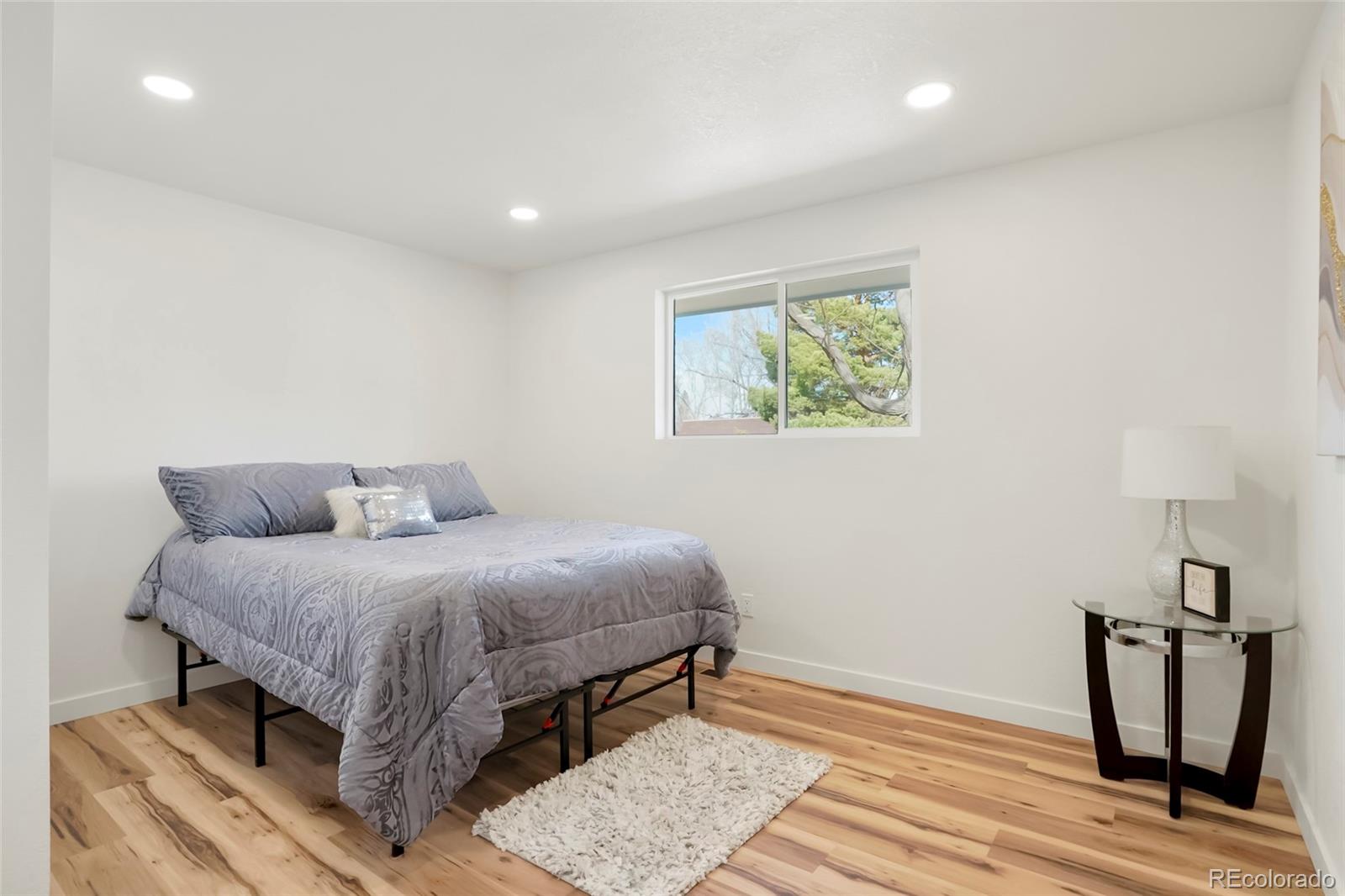 MLS Image #11 for 23  university drive,longmont, Colorado