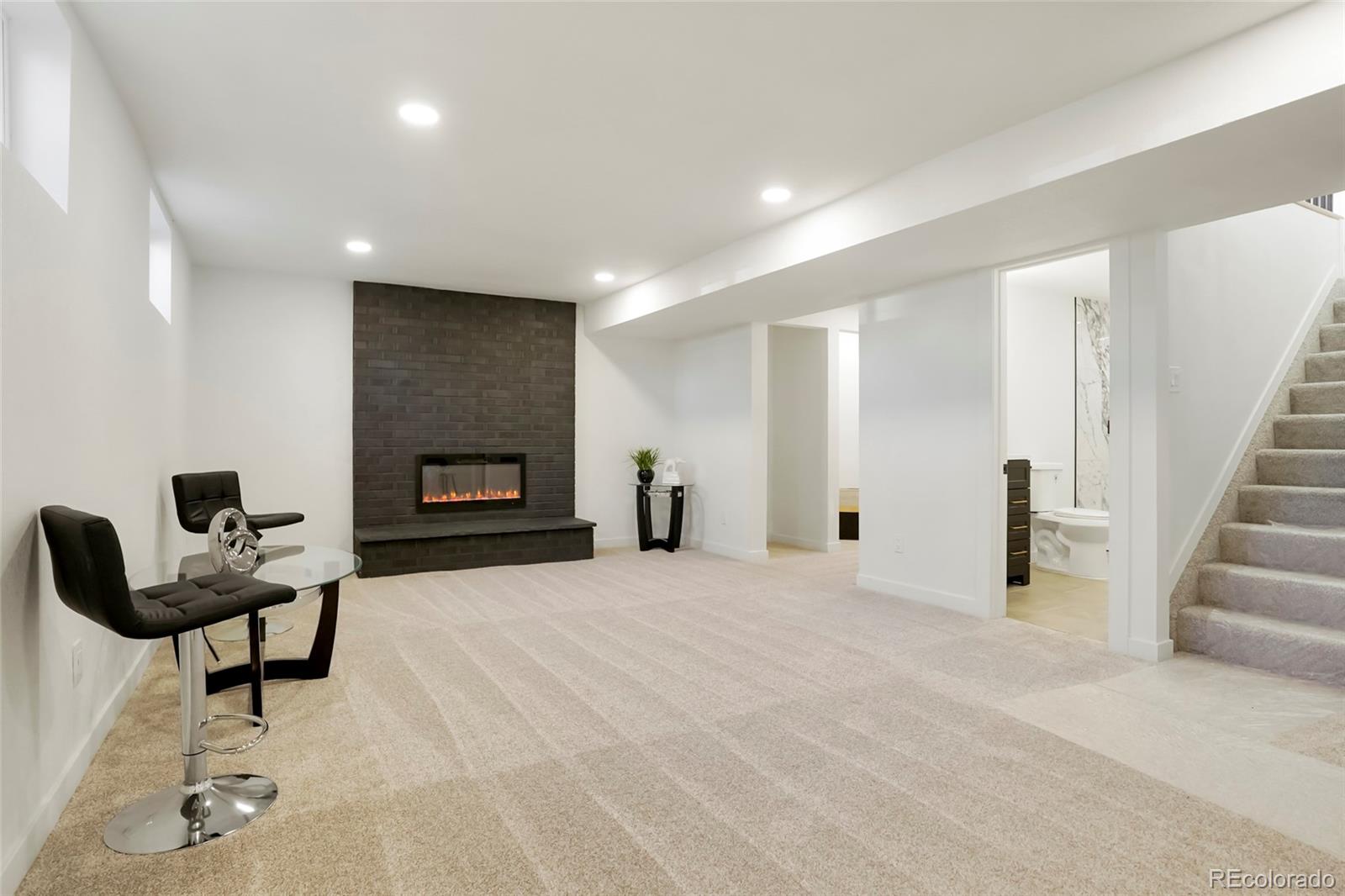 MLS Image #13 for 23  university drive,longmont, Colorado