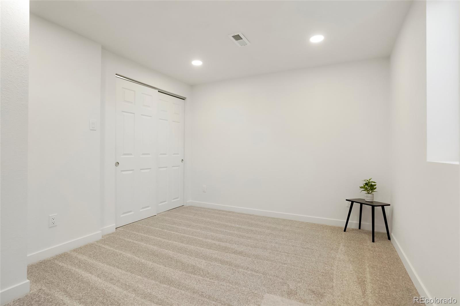 MLS Image #14 for 23  university drive,longmont, Colorado
