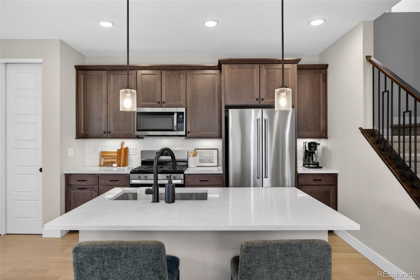 MLS Image #16 for 6258 n florence way,denver, Colorado