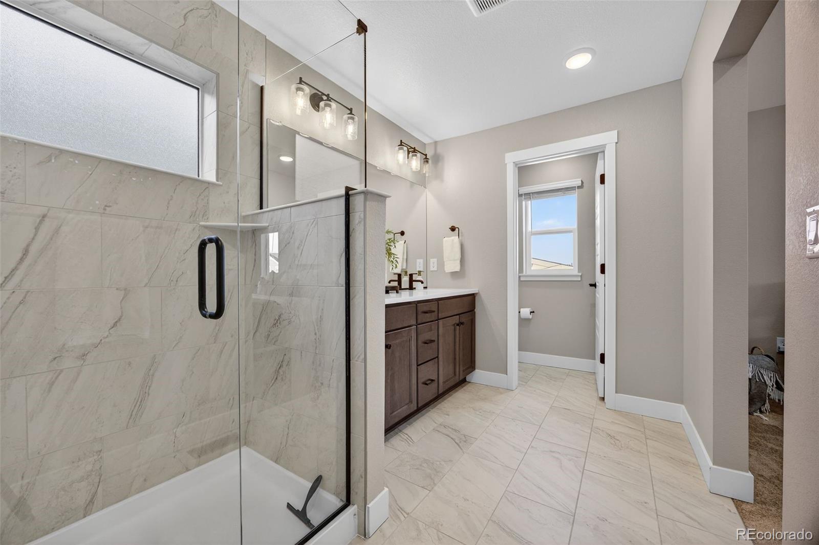 MLS Image #27 for 6258 n florence way,denver, Colorado