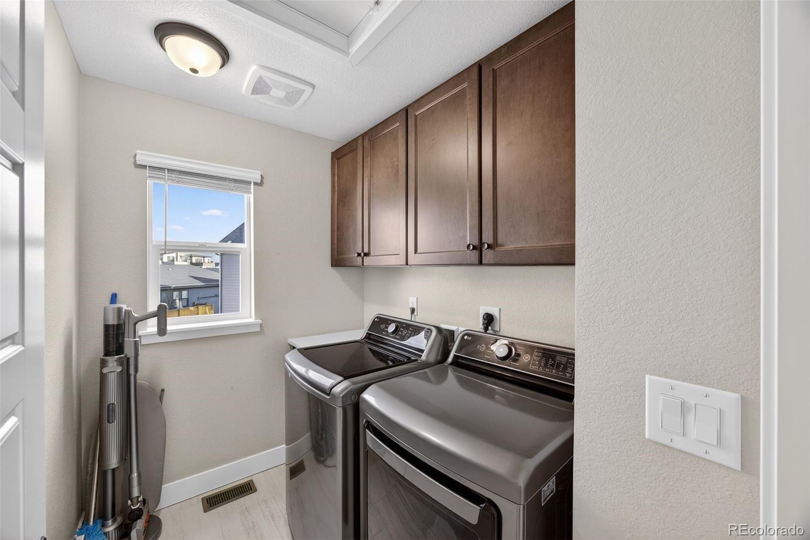 MLS Image #34 for 6258 n florence way,denver, Colorado