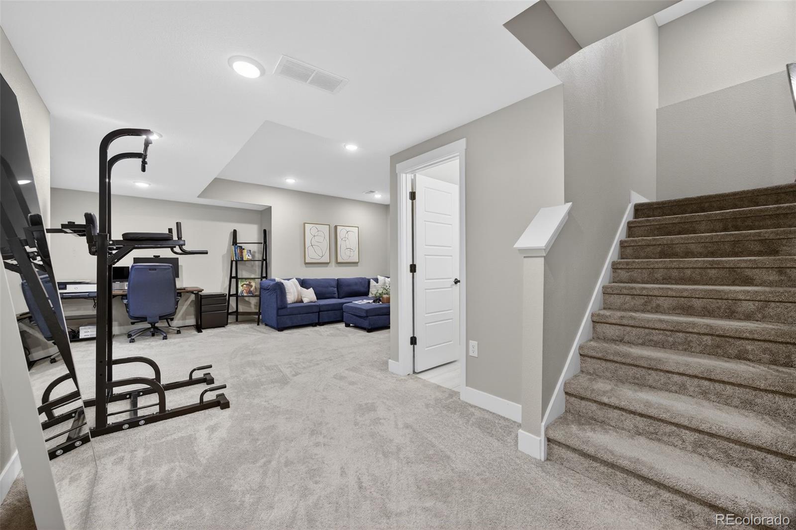 MLS Image #38 for 6258 n florence way,denver, Colorado