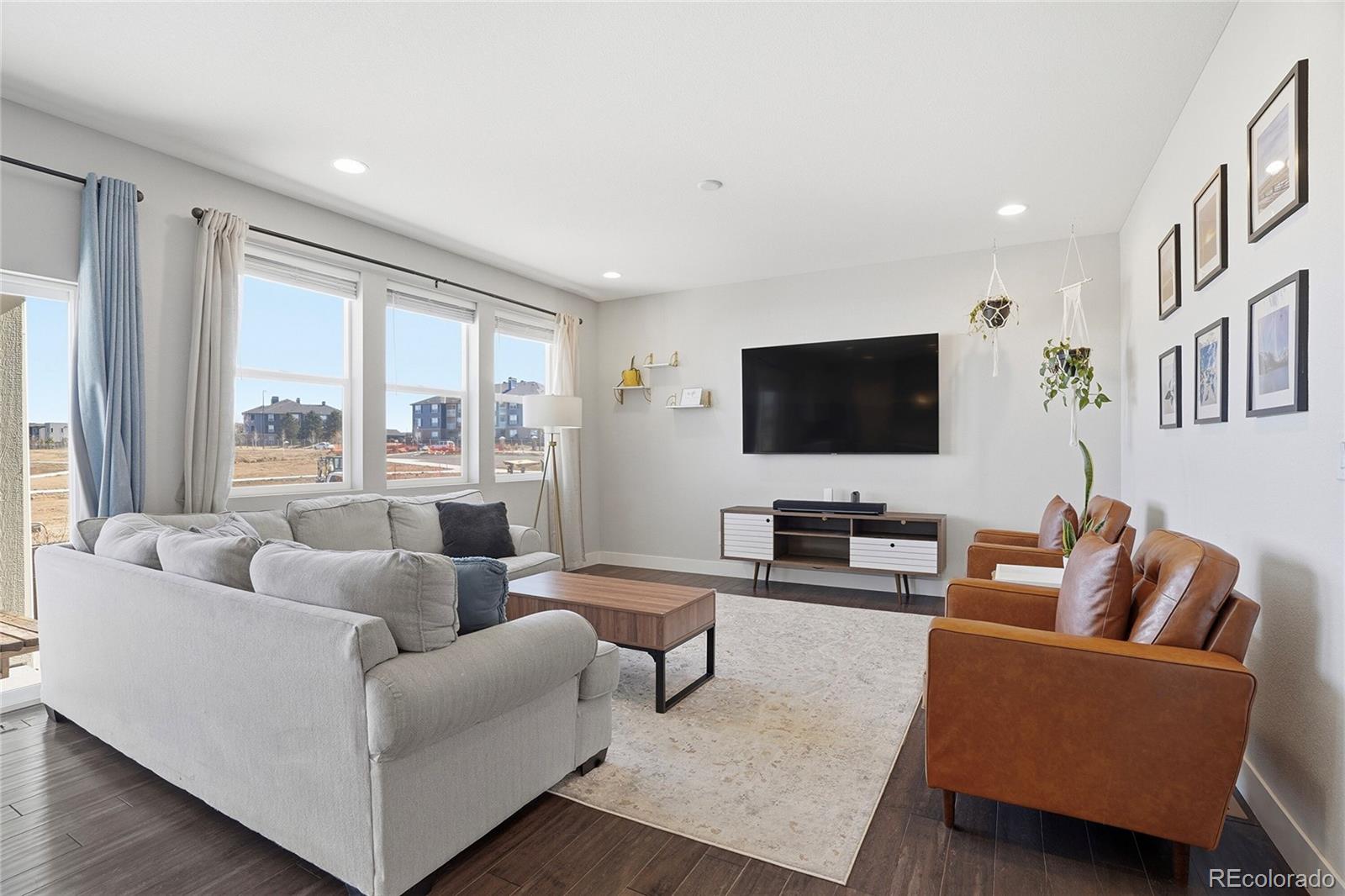 MLS Image #10 for 4708  joplin street,denver, Colorado
