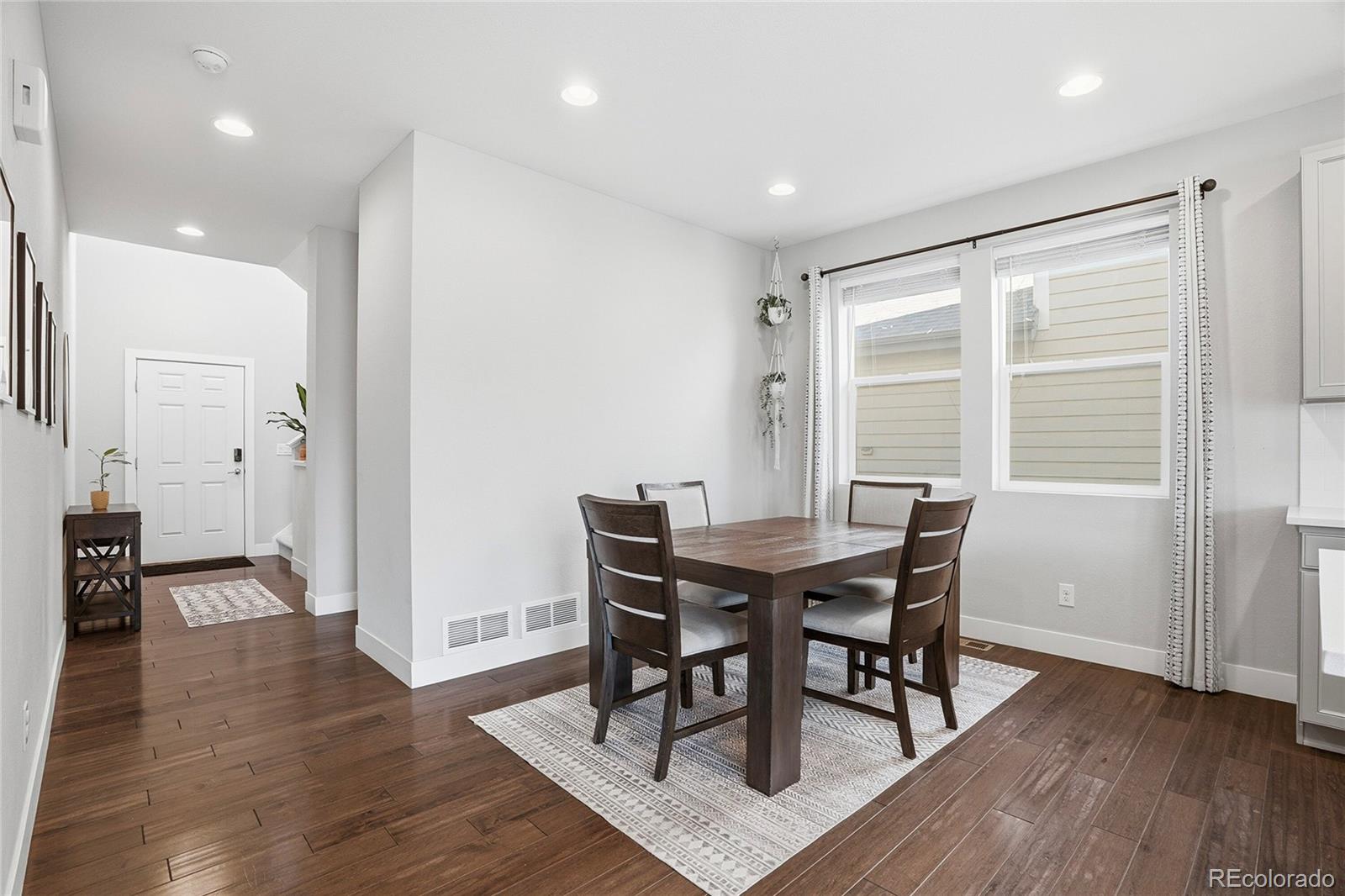 MLS Image #4 for 4708  joplin street,denver, Colorado