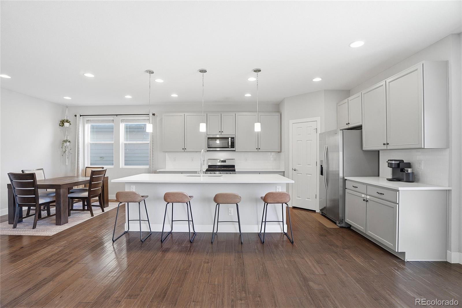 MLS Image #6 for 4708  joplin street,denver, Colorado