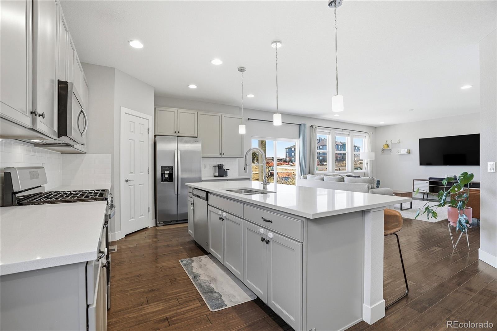 MLS Image #7 for 4708  joplin street,denver, Colorado