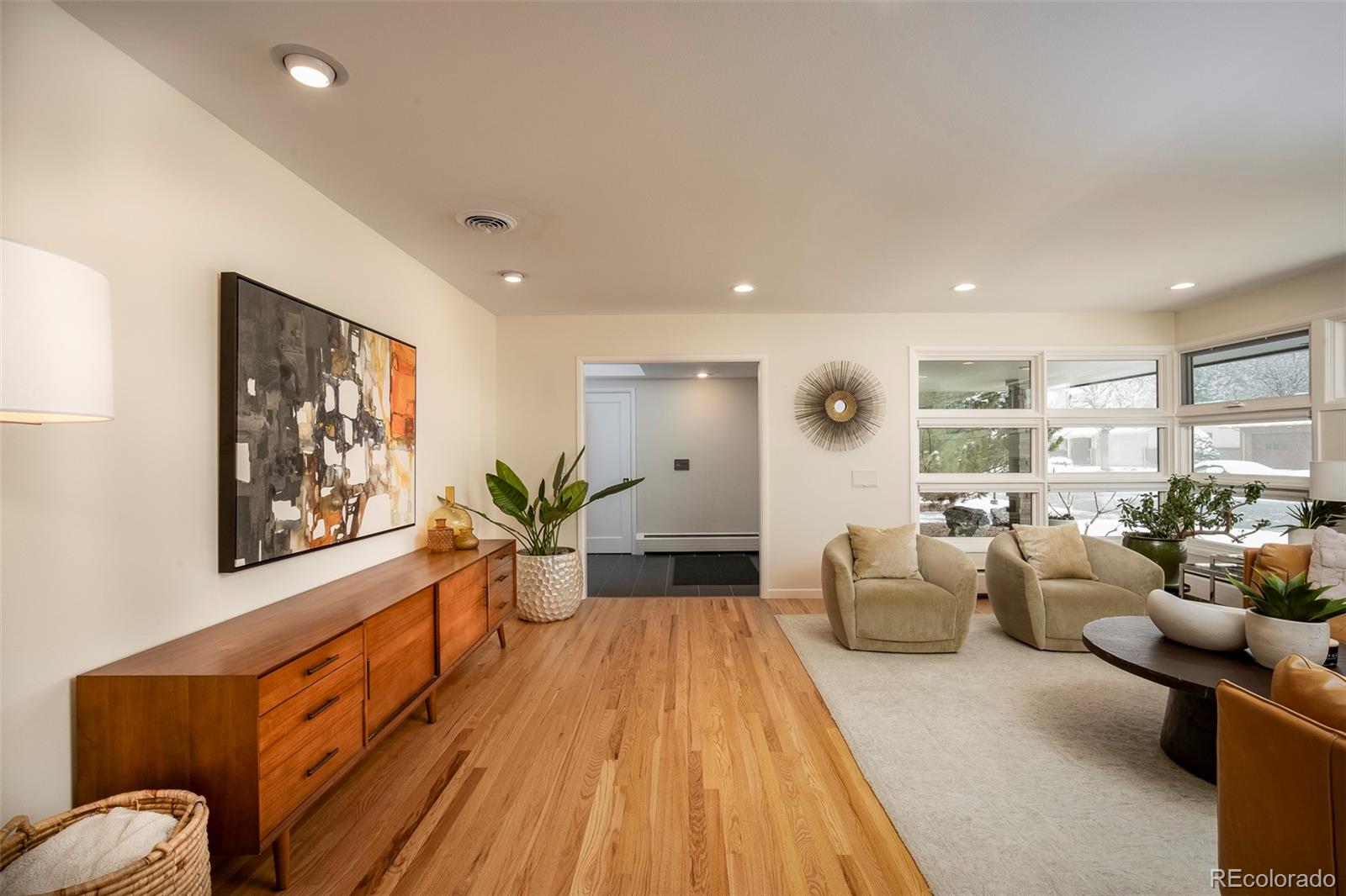 MLS Image #19 for 3977 s jasmine street,denver, Colorado