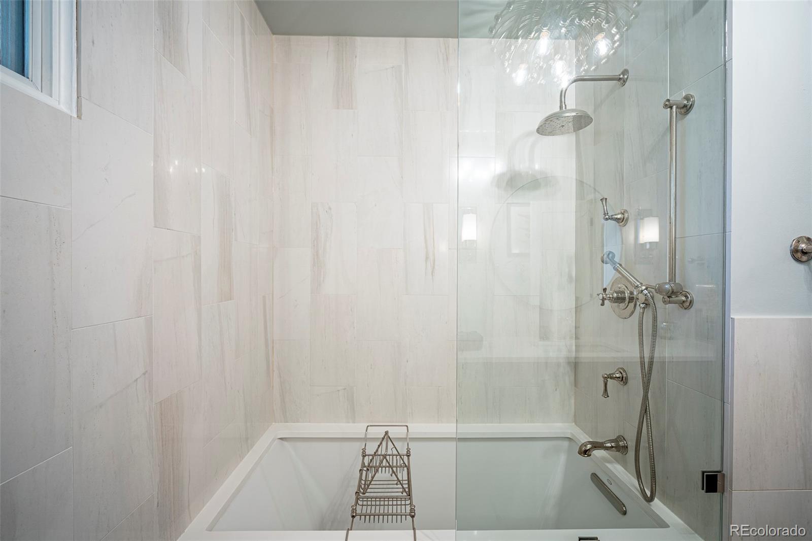 MLS Image #21 for 3977 s jasmine street,denver, Colorado