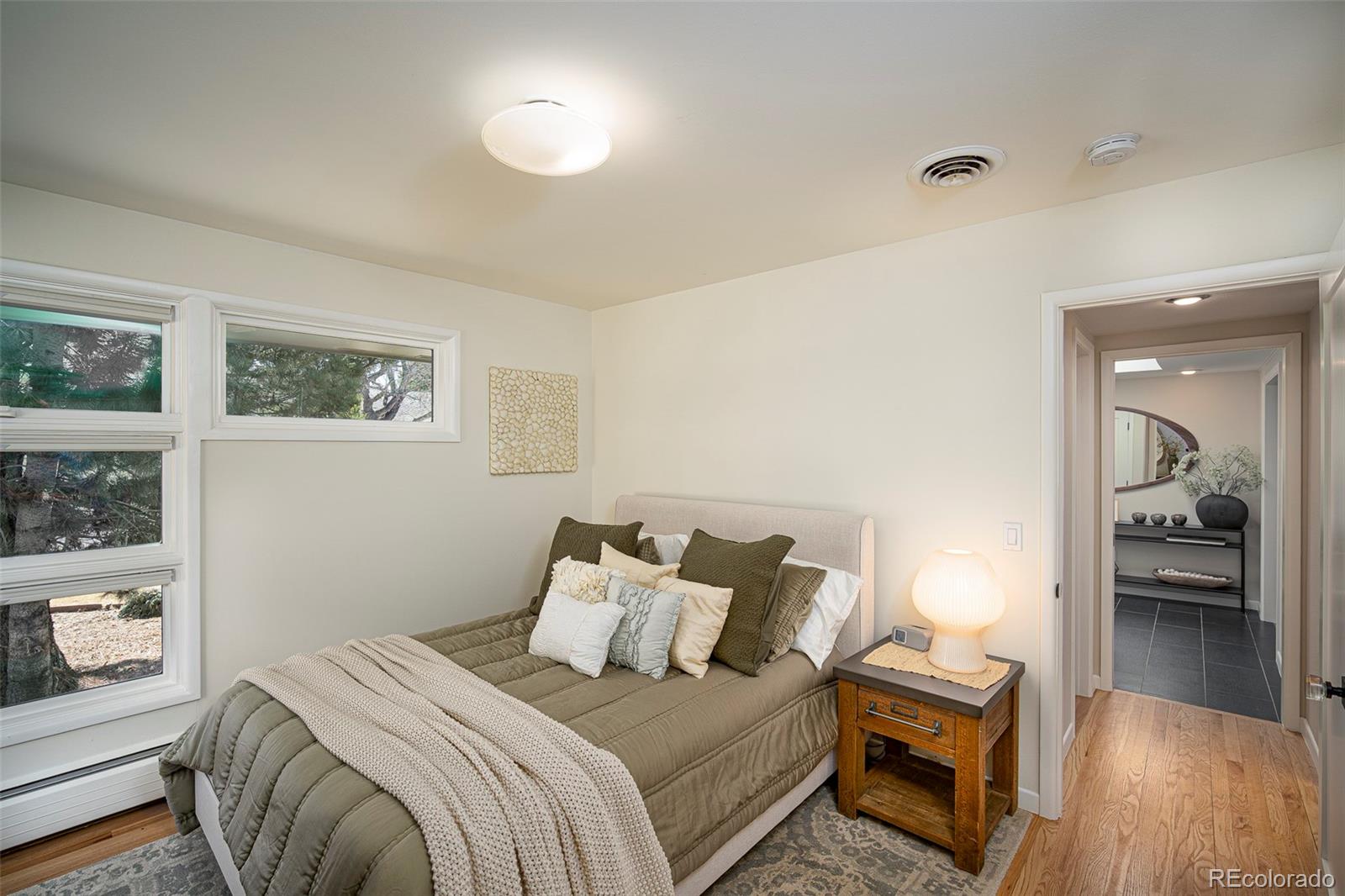 MLS Image #24 for 3977 s jasmine street,denver, Colorado