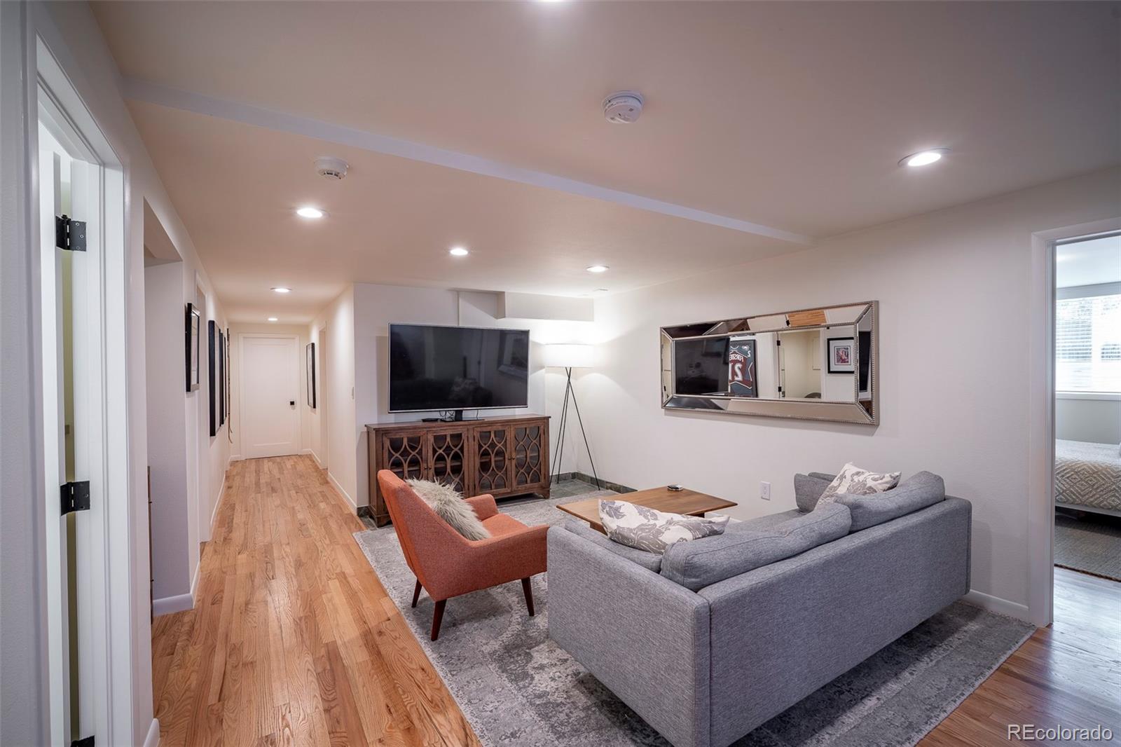 MLS Image #32 for 3977 s jasmine street,denver, Colorado