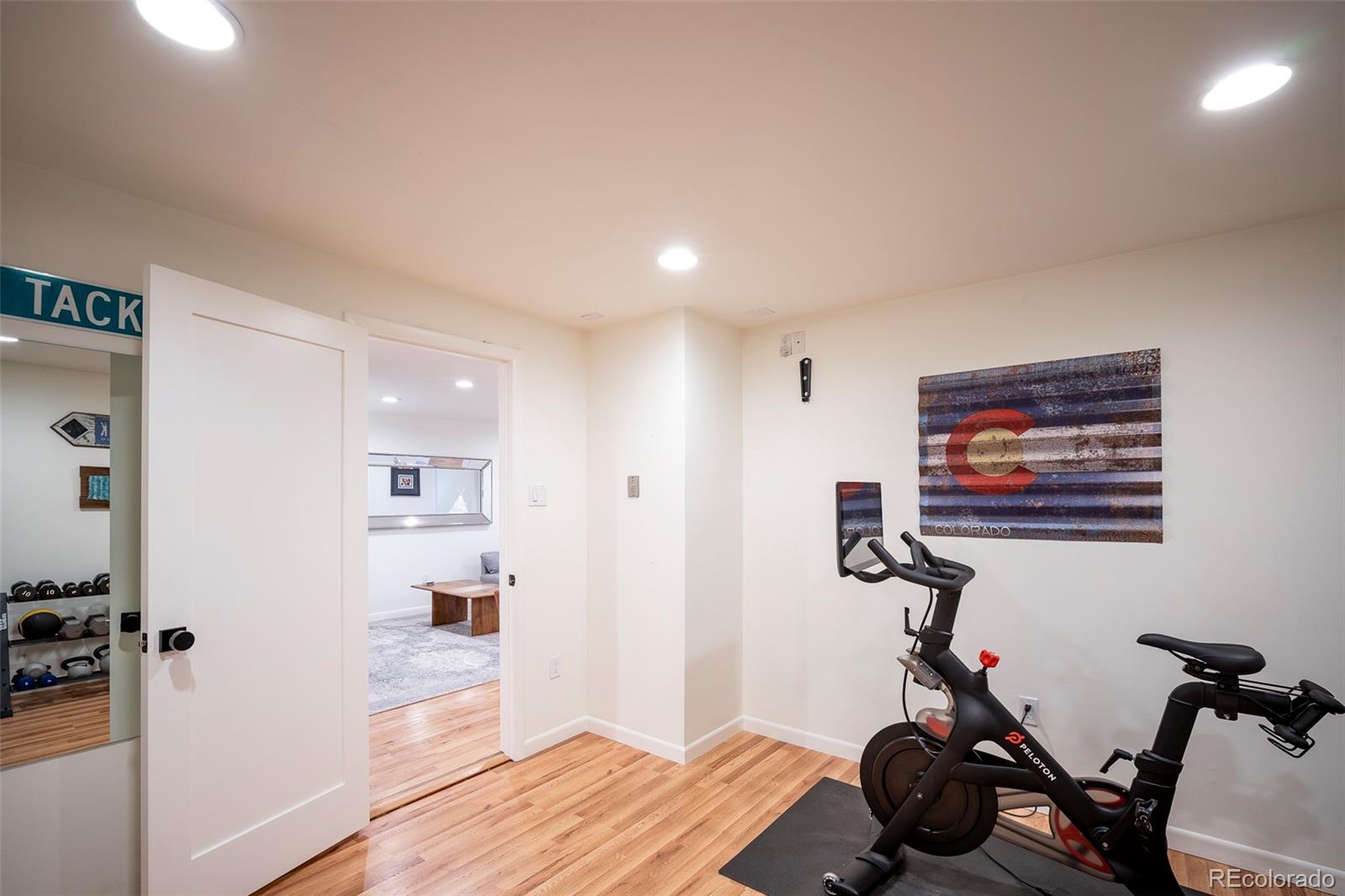 MLS Image #37 for 3977 s jasmine street,denver, Colorado