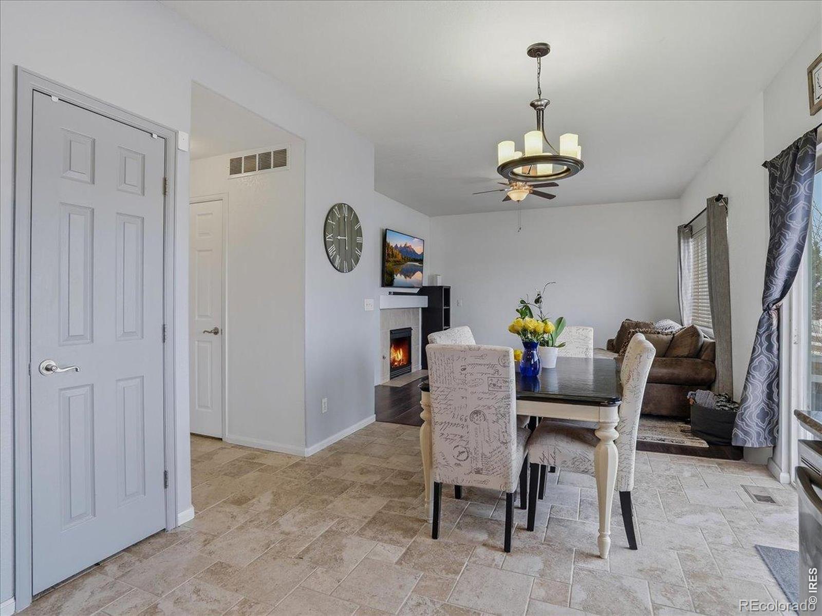 MLS Image #12 for 24703 e kansas circle,aurora, Colorado