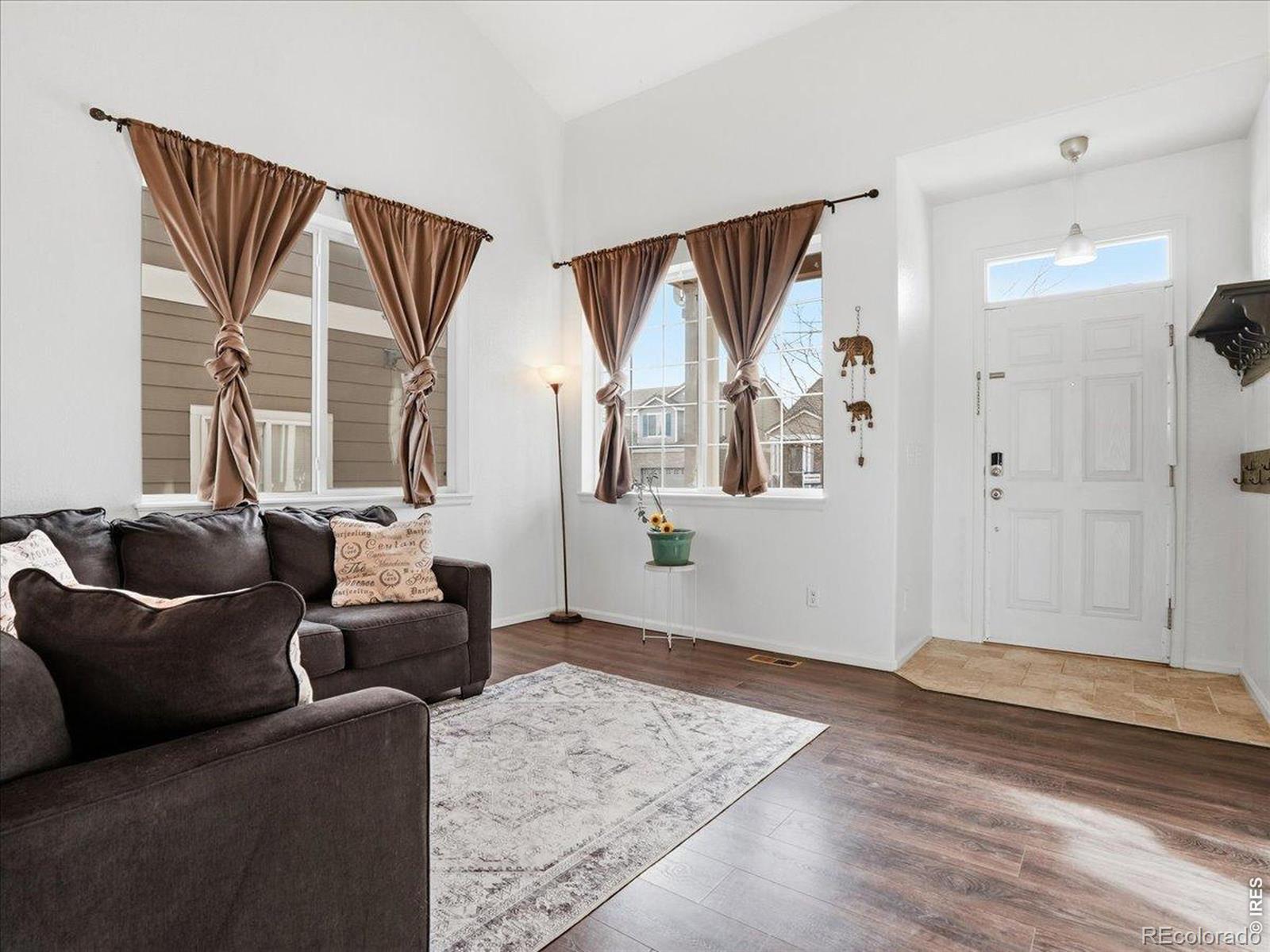 MLS Image #6 for 24703 e kansas circle,aurora, Colorado