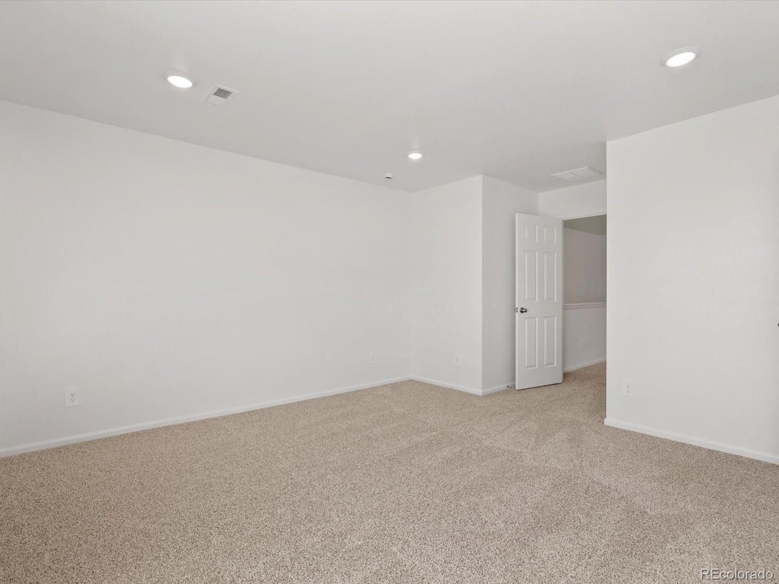 MLS Image #9 for 21097 e 65th avenue,aurora, Colorado