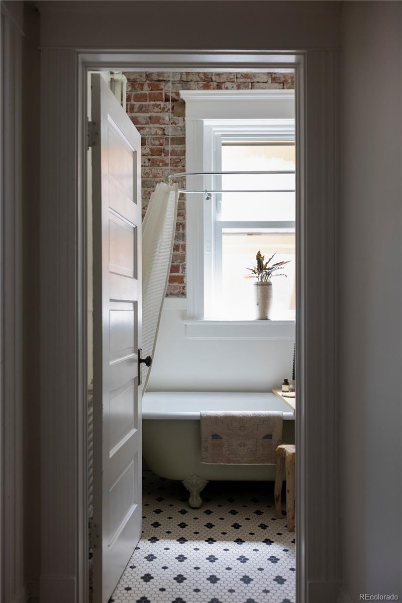 MLS Image #19 for 950 n ogden street 1,denver, Colorado