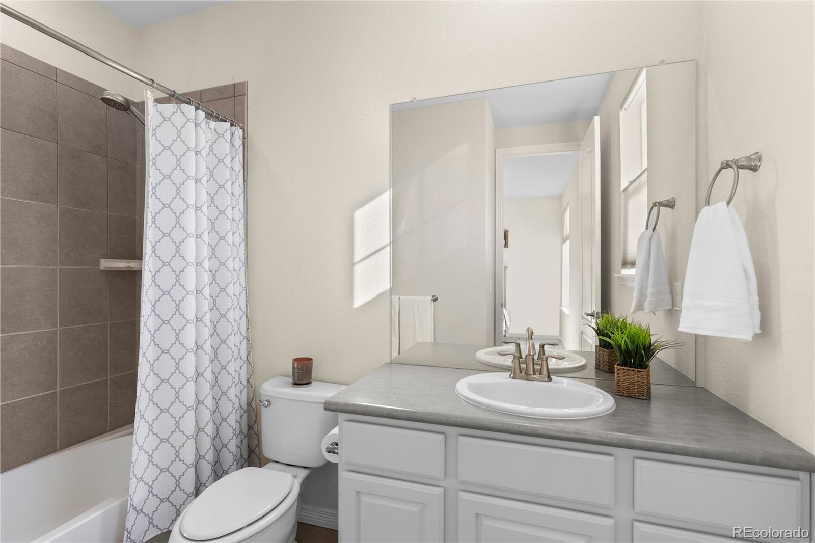 MLS Image #19 for 27267 e jamison place,aurora, Colorado