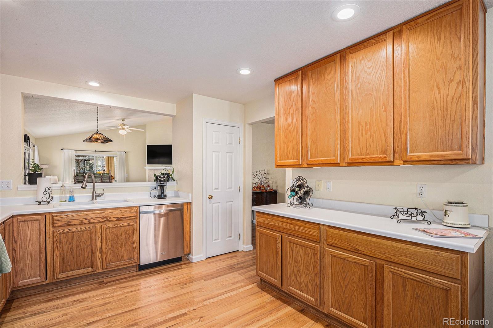 MLS Image #13 for 22370 e dorado avenue,aurora, Colorado