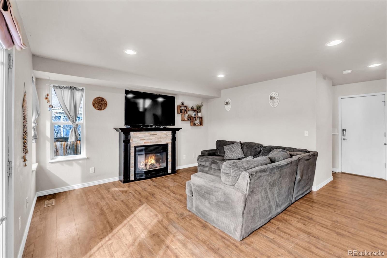 MLS Image #11 for 5021 n blazingstar trail,castle rock, Colorado