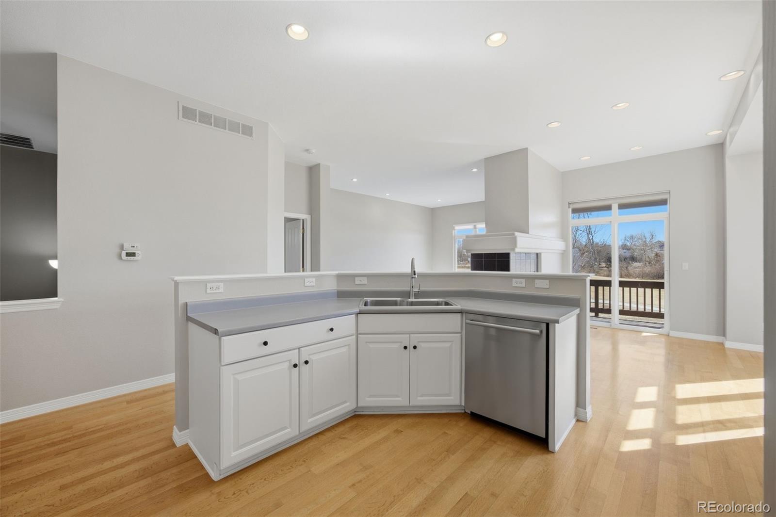 MLS Image #3 for 2766 w riverwalk circle b,littleton, Colorado