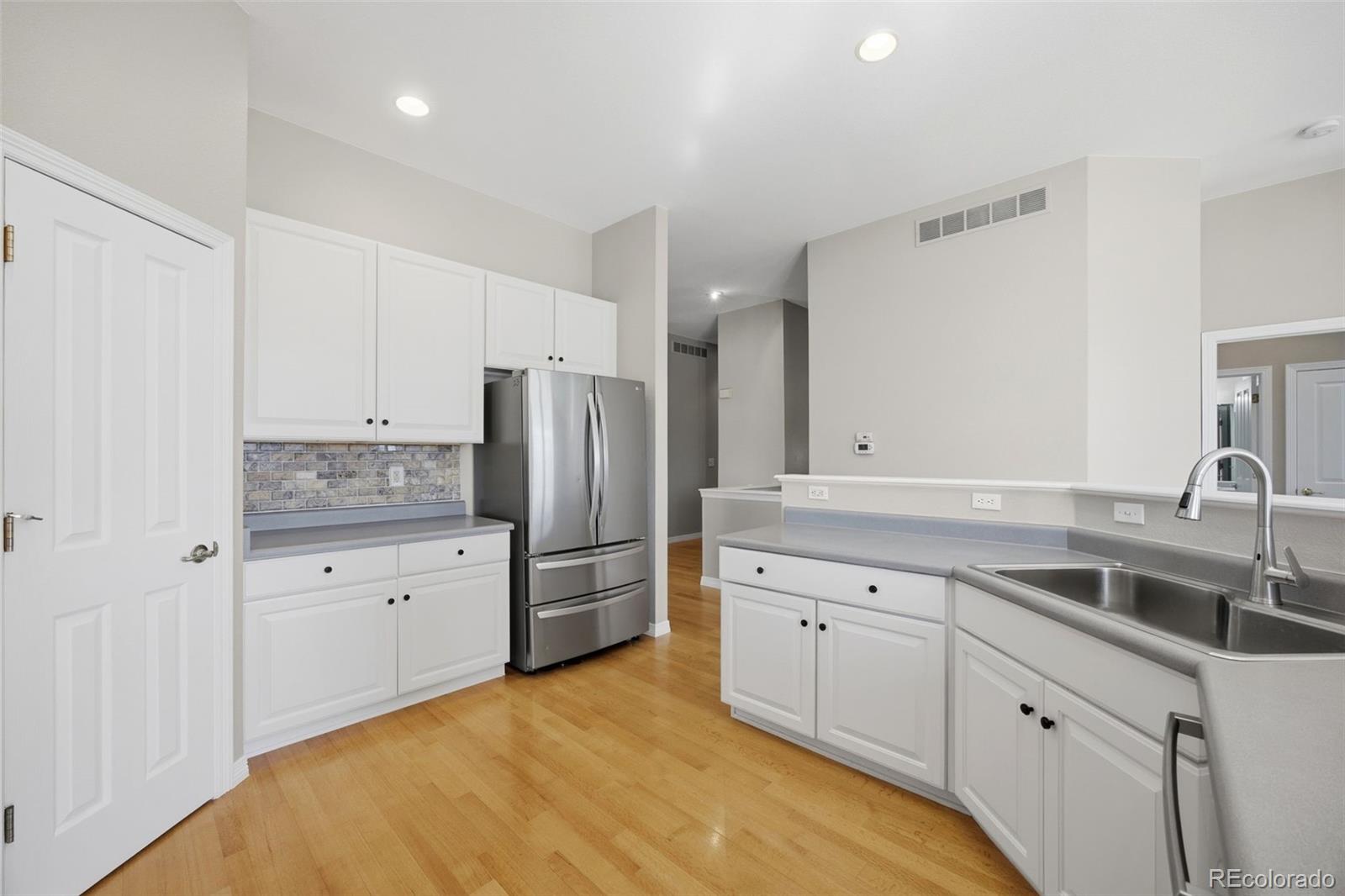 MLS Image #5 for 2766 w riverwalk circle b,littleton, Colorado