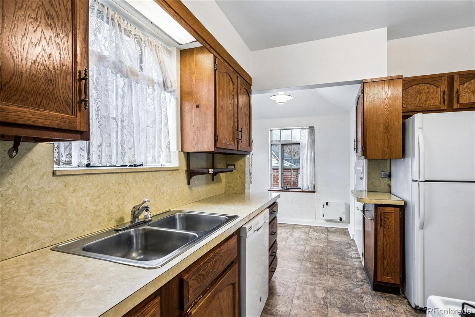 MLS Image #11 for 1235  grape street,denver, Colorado