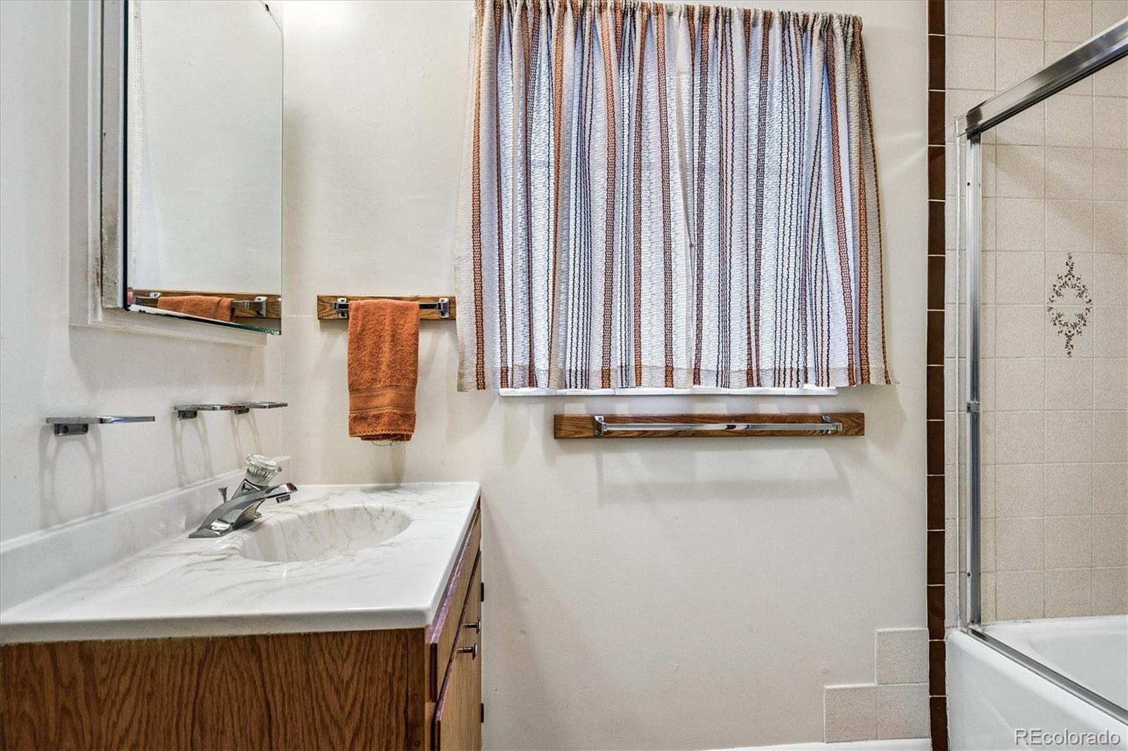 MLS Image #18 for 1235  grape street,denver, Colorado