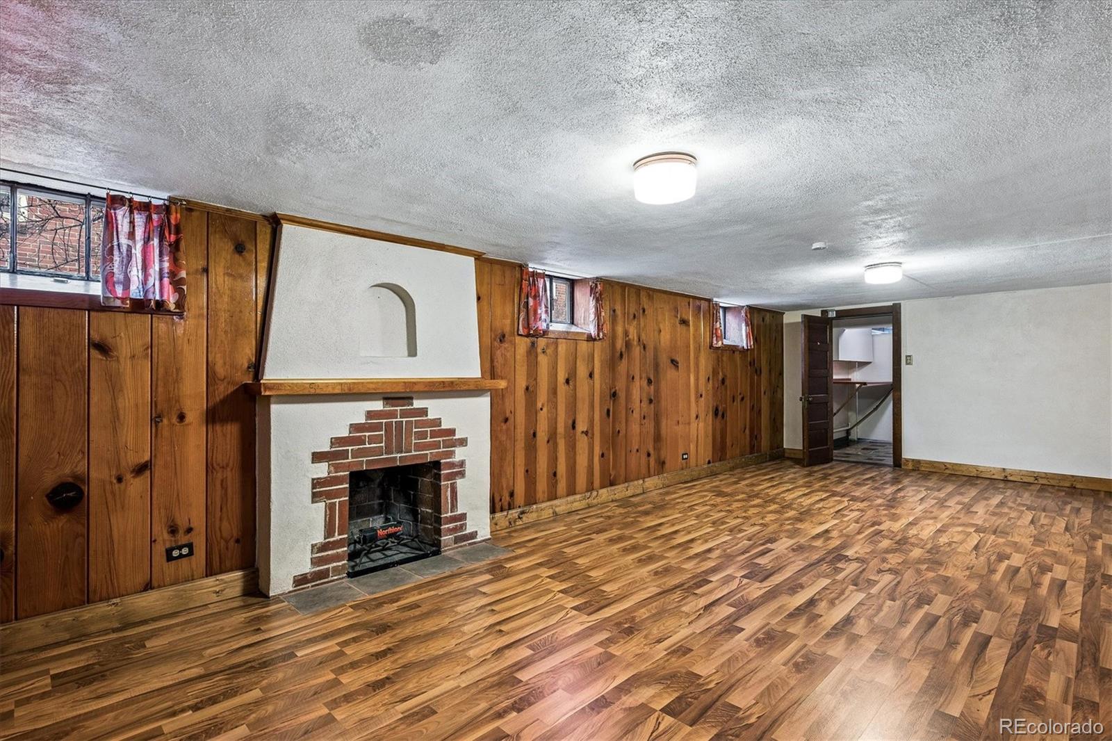 MLS Image #21 for 1235  grape street,denver, Colorado