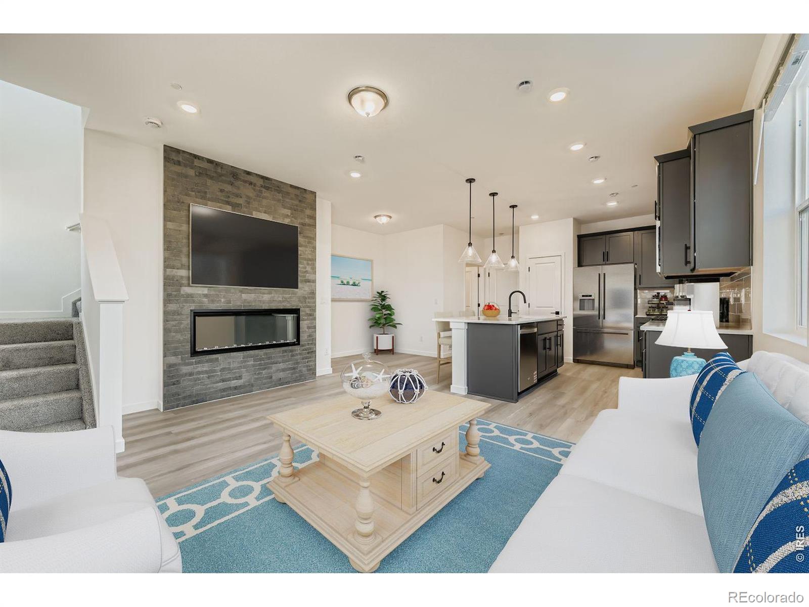 MLS Image #3 for 2827  bear springs circle,longmont, Colorado