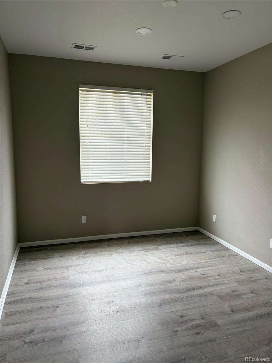 MLS Image #11 for 25664 e byers drive,aurora, Colorado